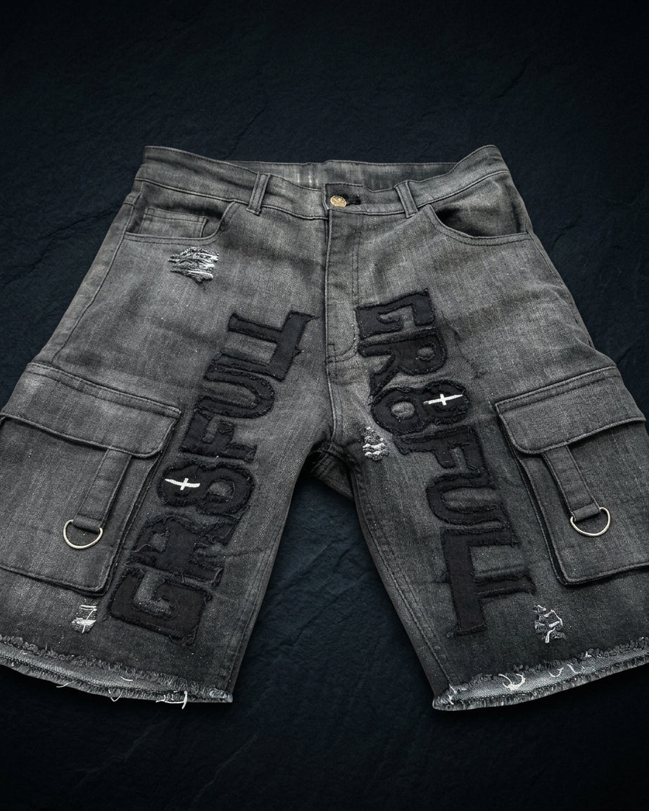 Pantaloncini in denim baggy con ricami pesanti stile Y2K