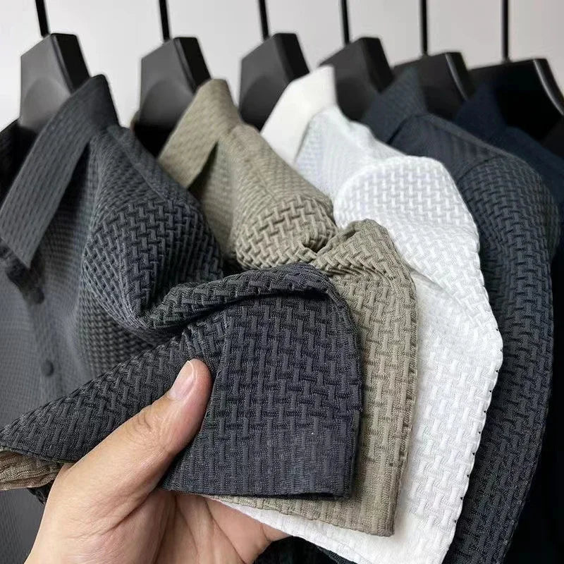 Men's Textured Knit Short Sleeve Polo Shirt